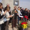 interventin de severiano montero au pied du monument aux bi